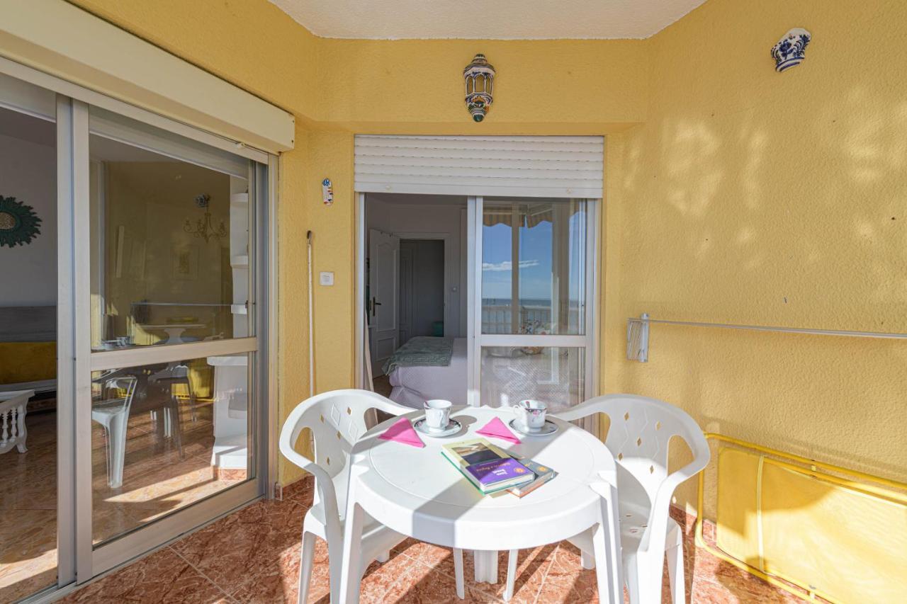 Great Location And Frontal Sea View Fuengirola Appartement Buitenkant foto