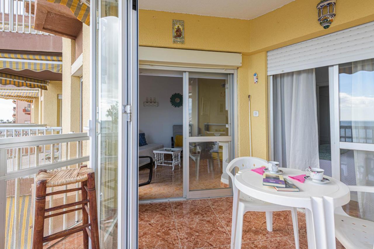 Great Location And Frontal Sea View Fuengirola Appartement Buitenkant foto