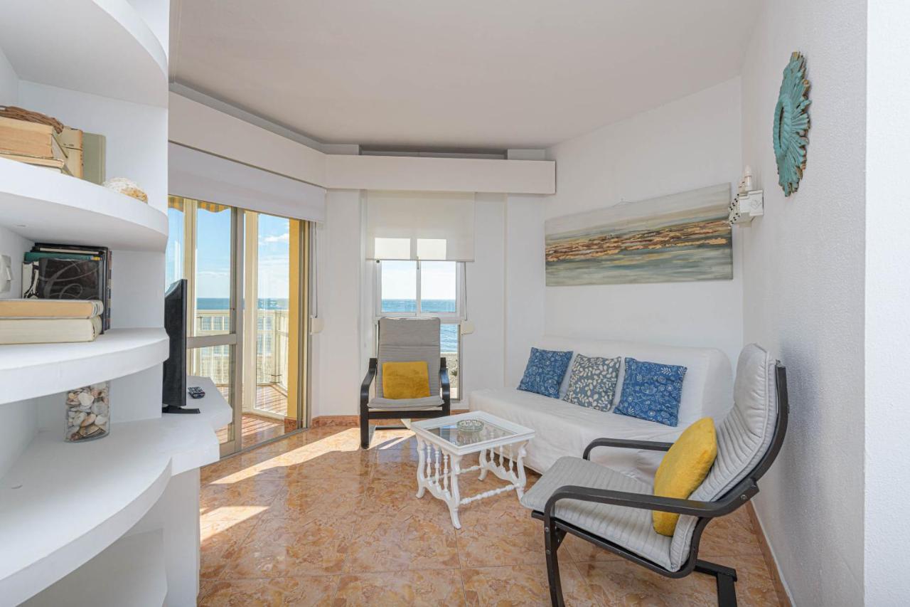 Great Location And Frontal Sea View Fuengirola Appartement Buitenkant foto