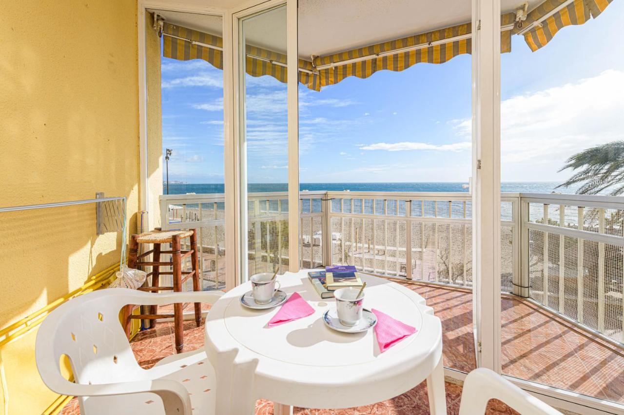 Great Location And Frontal Sea View Fuengirola Appartement Buitenkant foto